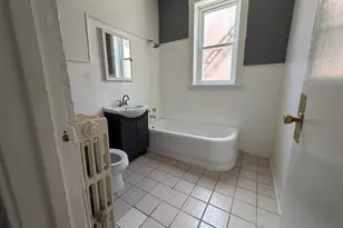7817 S South Shore Dr, Chicago, IL 60649 - Photo 6