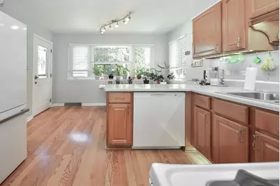 1413 N Burning Bush Lane, Mount Prospect, IL 60056 - Photo 6