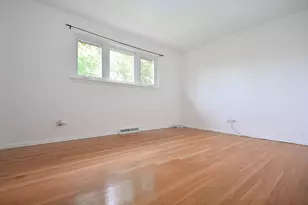 1413 N Burning Bush Ln, Mount Prospect, IL 60056 - Photo 14