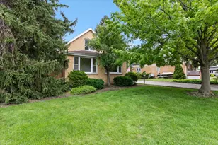 6317 Kirschoff St, Rosemont, IL 60018 - Photo 14