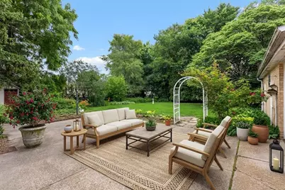 6317 Kirschoff Street, Rosemont, IL 60018 - Photo 14
