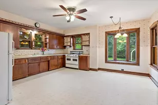 6317 Kirschoff St, Rosemont, IL 60018 - Photo 4