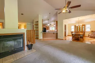 15792 York Center Rd, Thomson, IL 61285 - Photo 12