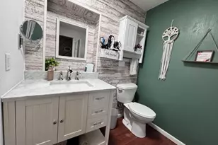203 W Poplar St, Odin, IL 62870 - Photo 40