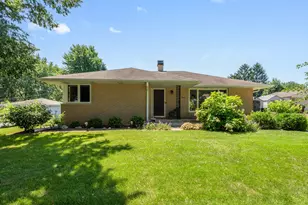 4611 Orchard Ln, Crystal Lake, IL 60014 - Photo 1