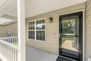 404 Lauterbur Ln, Champaign, IL 61822 - Photo 6