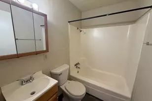 1016 Camaro Dr, Danville, IL 61832 - Photo 4