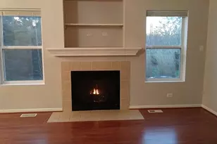 1872 Candlelight Cir, Montgomery, IL 60538 - Photo 12