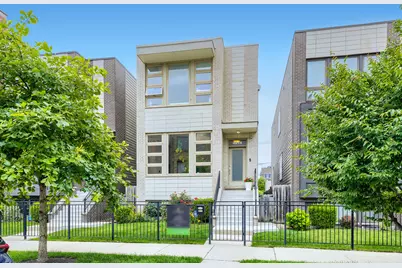 4814 S Champlain Avenue, Chicago, IL 60615 - Photo 1
