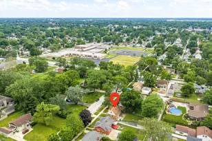 17730 Henry St, Lansing, IL 60438 - Photo 4