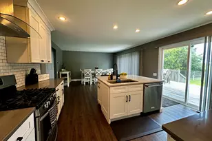 1496 Cheriton Cir, Grayslake, IL 60030 - Photo 10