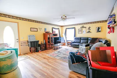 910 Stony Point Road, Dixon, IL 61021 - Photo 24