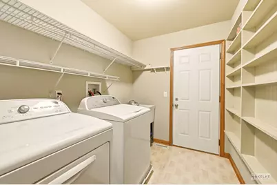 2066 Bernadette Lane, Yorkville, IL 60560 - Photo 36