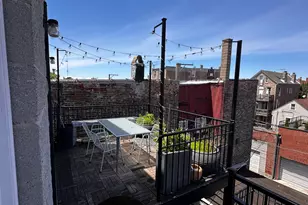 1516 W 19th St, Chicago, IL 60608 - Photo 2