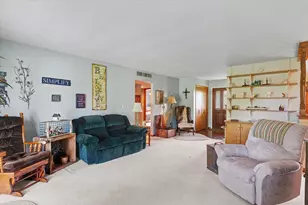 101 Lakeview Dr, Gibson City, IL 60936 - Photo 12