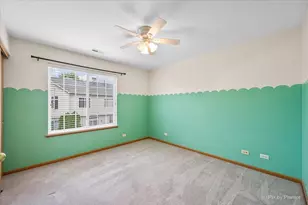 401 Evergreen Cir, Gilberts, IL 60136 - Photo 16