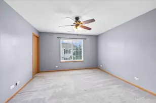 401 Evergreen Cir, Gilberts, IL 60136 - Photo 20