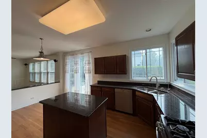 280 Pembrook Lane, Mundelein, IL 60060 - Photo 10