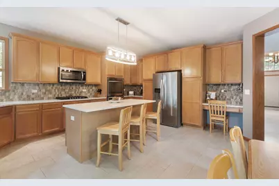 556 Prescott Lane, Gurnee, IL 60031 - Photo 8