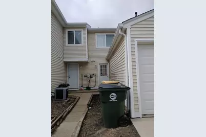 451 Meadowgreen Lane, Round Lake Beach, IL 60073 - Photo 2