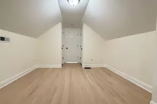 5821 W Gunnison St, Chicago, IL 60630 - Photo 36