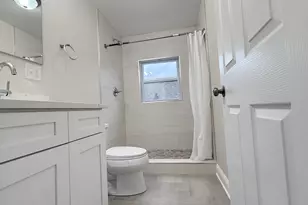 5821 W Gunnison St, Chicago, IL 60630 - Photo 44