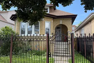 5821 W Gunnison St, Chicago, IL 60630 - Photo 2