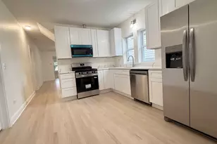 5821 W Gunnison St, Chicago, IL 60630 - Photo 16