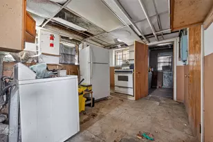 928 N Parkside Ave, Chicago, IL 60651 - Photo 6