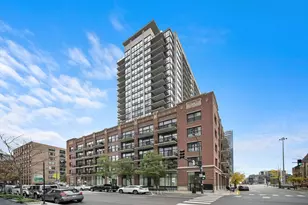 210 S Desplaines St, Chicago, IL 60661 - Photo 1