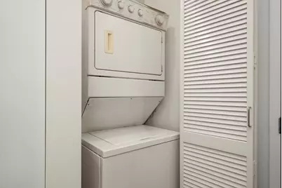 210 S Desplaines Street #908, Chicago, IL 60661 - Photo 8