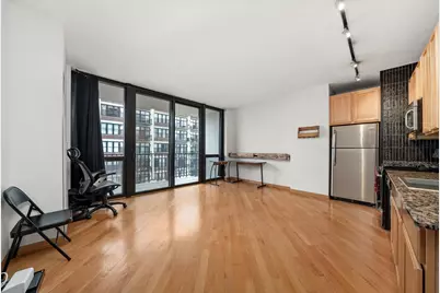 210 S Desplaines Street #908, Chicago, IL 60661 - Photo 2