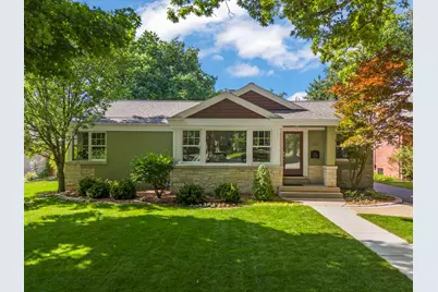848 Woodland Drive, Glen Ellyn, IL 60137 - Photo 1