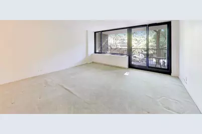 1555 N Sandburg Terrace #206, Chicago, IL 60610 - Photo 4