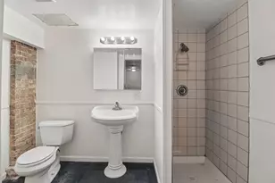 10540 S Maryland Ave, Chicago, IL 60628 - Photo 18
