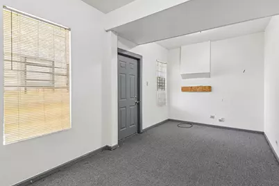 10540 S Maryland Avenue, Chicago, IL 60628 - Photo 10