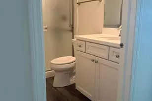 628 Florence St, Hampshire, IL 60140 - Photo 6