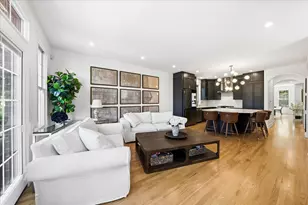 344 W Scott St, Chicago, IL 60610 - Photo 12
