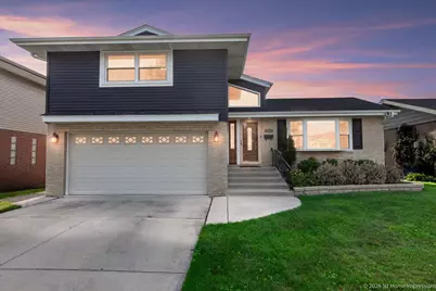 10141 Alice Court, Oak Lawn, IL 60453 - Photo 2