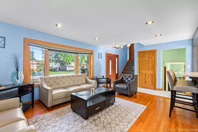 10141 Alice Court, Oak Lawn, IL 60453 - Photo 4