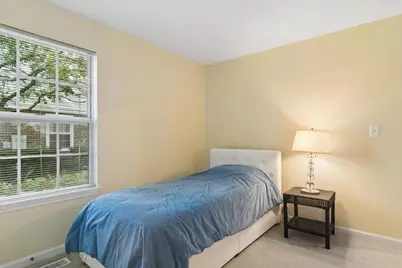 501 Grosse Pointe Circle, Vernon Hills, IL 60061 - Photo 14