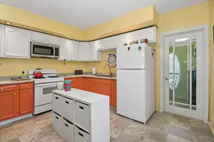 51 West St, Union Hill, IL 60969 - Photo 6
