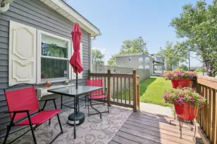51 West St, Union Hill, IL 60969 - Photo 4