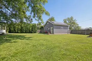 51 West St, Union Hill, IL 60969 - Photo 22