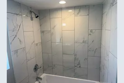 12410 S Stewart Avenue, Chicago, IL 60628 - Photo 16