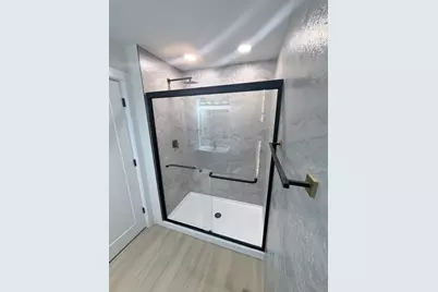 8052 S Harvard Avenue, Chicago, IL 60620 - Photo 10