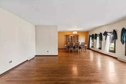 7348 Wheeler Drive, Orland Park, IL 60462 - Photo 2