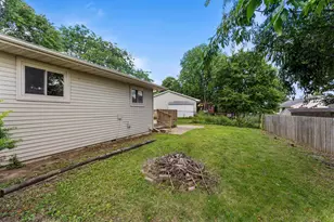 2805 Clayton Blvd, Champaign, IL 61822 - Photo 6