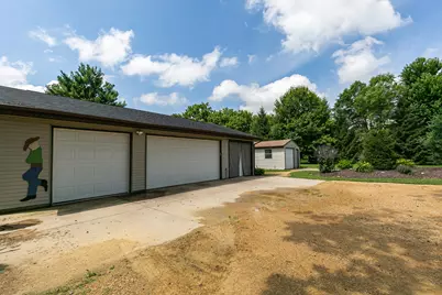 1712 Big Island Parkway, Rock Island, IL 60201 - Photo 10