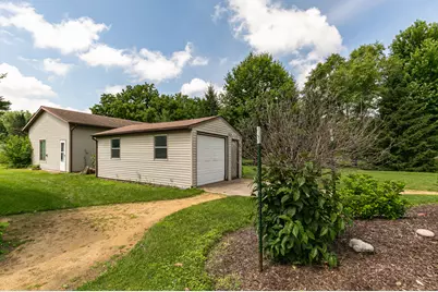 1712 Big Island Parkway, Rock Island, IL 60201 - Photo 38